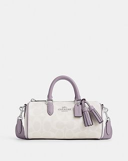 Lacey In Signature Canvas